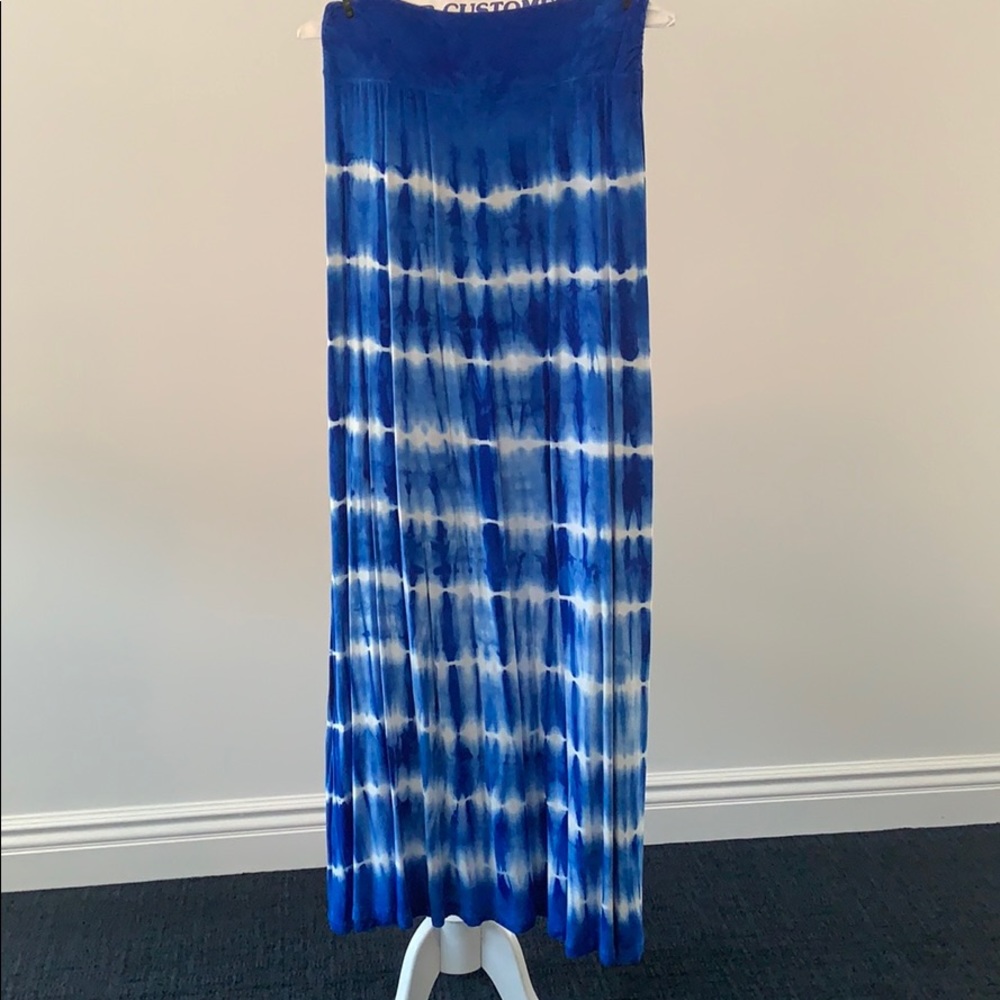 Popular basic maxi skirt